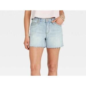 Universal Thread Women's Size 16 Light Wash Vintage Midi Denim Shorts